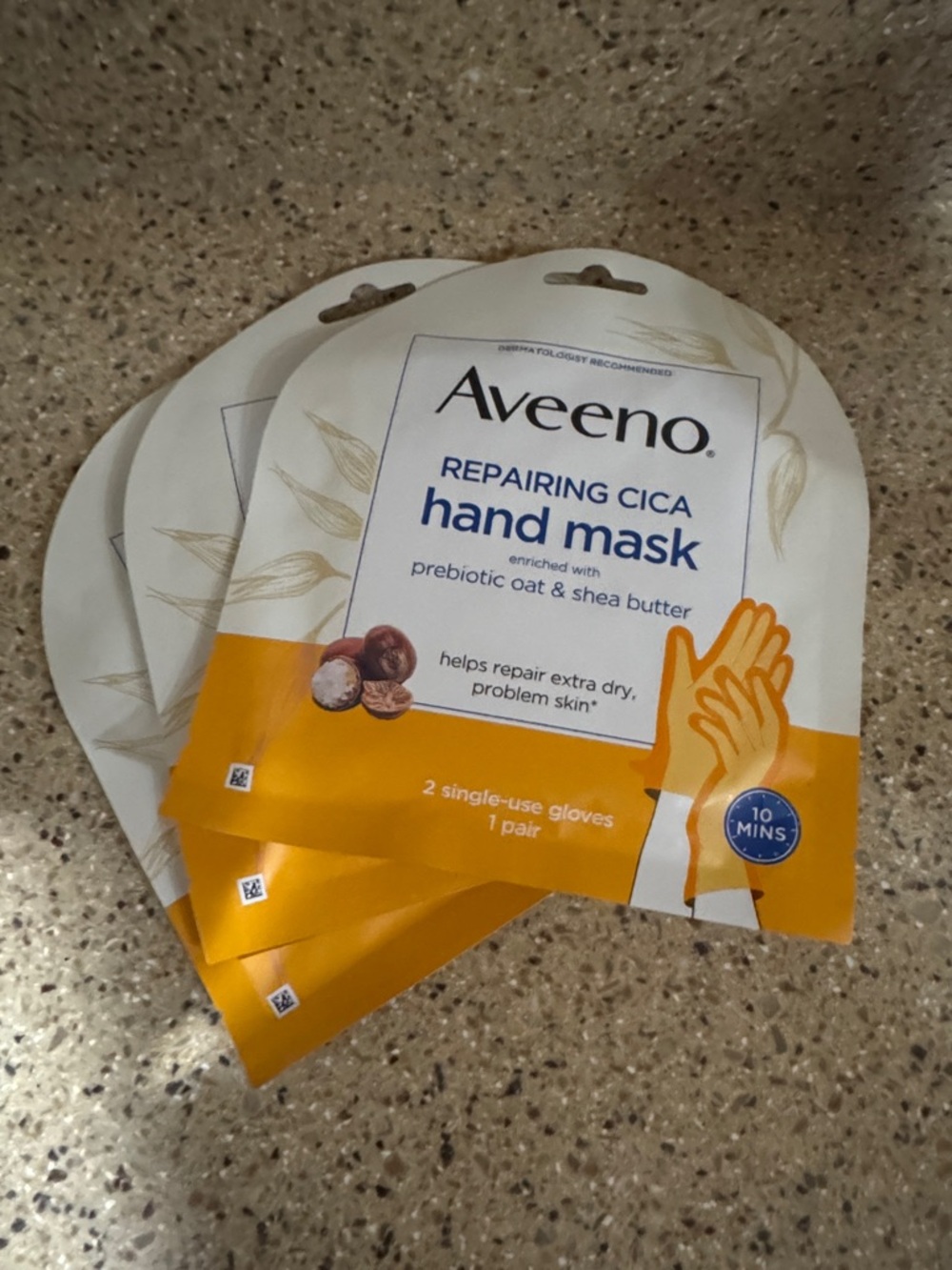 Bundle of 3 Aveeno Repairing CICA Hand Mask